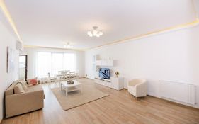 Isaran 3P Apartment Brasov